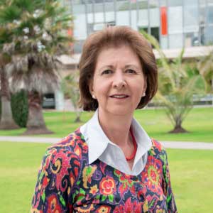 Elvira Maya