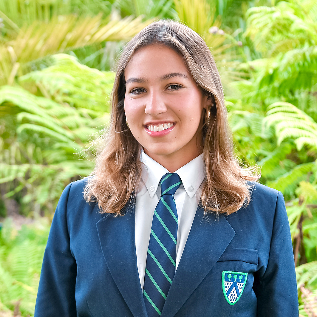 PELÁEZ VERGARA MANUELA