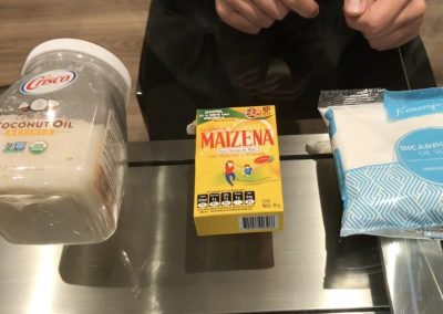 Desodorante y crema de dientes hecha en casa